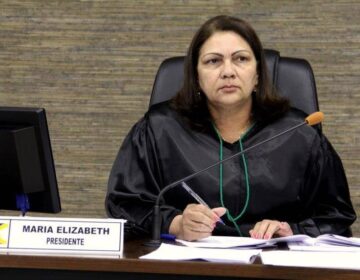 Ex-presidente do TCE cita arquivamento de investigação contra ela sobre suposto desvio de material de obra abandonada
