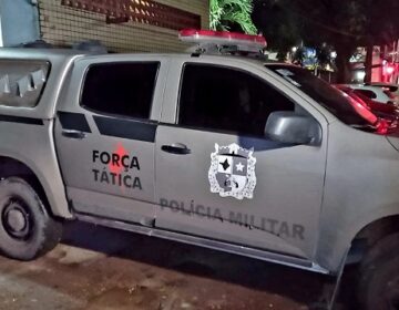 Libertado em audiência, policial diz que atirou em segurança por engano