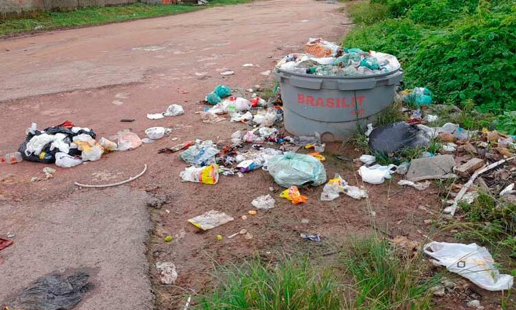 Transição entre empresas afeta coleta de lixo em Macapá