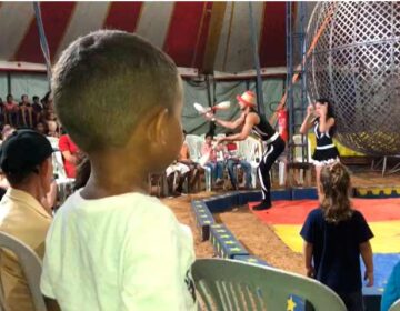 Em Tartarugalzinho, crianças vacinadas ganham ingressos para o circo
