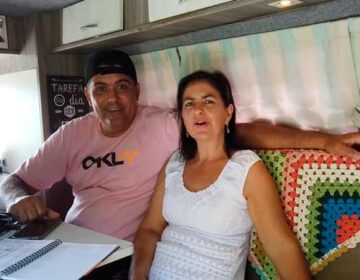 De Kombi pelo Brasil, casal passa perrengues e vive momentos incríveis no Amapá