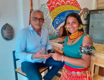 Designers indígenas criam loja com arte e produtos das aldeias