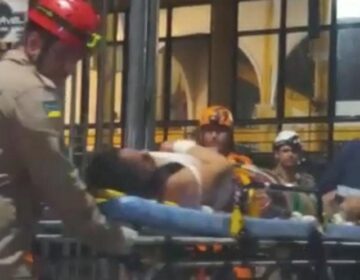 Mulher causa pânico em crianças de coral, rasga Bíblia e depreda Catedral de São José