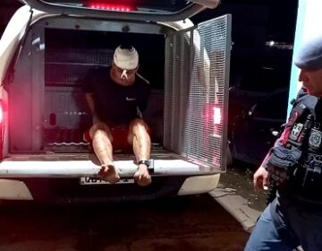 Após atirar na PM, detento é atacado por cão de guarda e preso