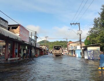 Rio Jari recua 40 cm, mas 73 famílias ainda estão desabrigadas