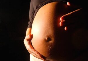 Mulher grávida tem direito à pensão alimentícia para o filho?
