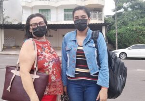 Com residencial evacuado, mãe e filha dormirão em hotel para fugir de fumaça