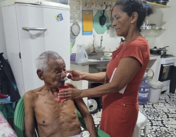 Agricultor nomeado Doutor Honoris Causa precisa de ajuda