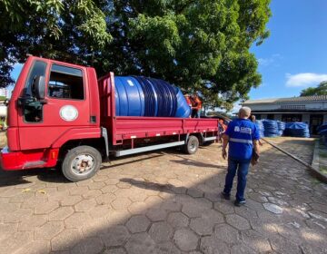 Afetados por salinização de rios no Amapá ganham caixas d’água