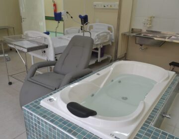 Mulheres poderão dar à luz em banheiras em nova maternidade no Amapá