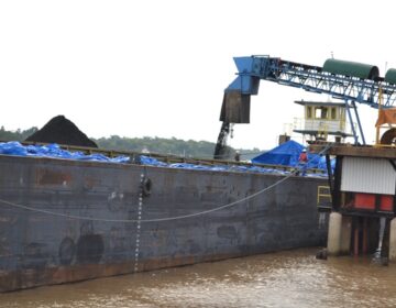 Empresas são impedidas de embarcar todo o manganês de Serra do Navio
