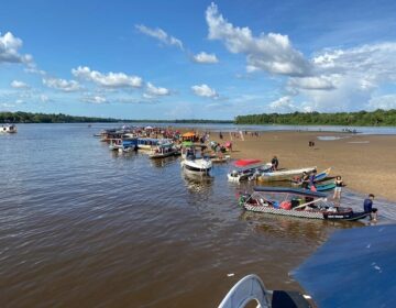 Praia do Vermelho, a sensação do verão em Santana