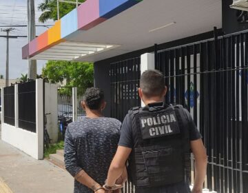 Integrantes de facção são detidos com armas de fogo, munições e drogas