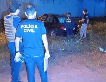 Mecânico é morto com tiro nas costas enquanto dirigia