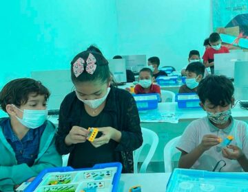 Nas férias, alunos de Pedra Branca aprendem robótica