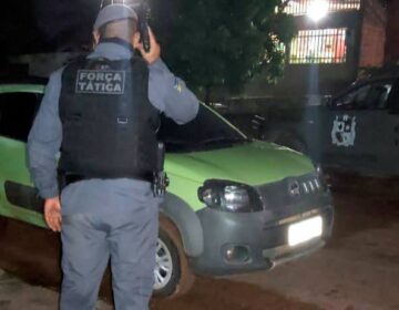 PM procura bando armado que ‘limpou’ residência