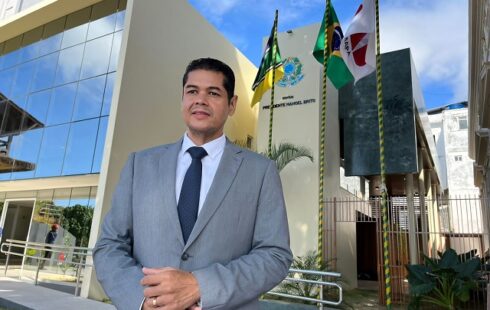 Ex-presidente da OAB diz que advogado não tem liberdade para entrar na cena do crime