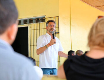 Clécio reúne com oleiros de Santana e defende setor: ‘fundamental’