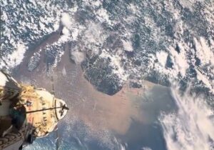 Cosmonauta russo filma o Bailique do espaço