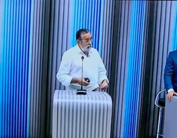 Em debate na TV, candidatos deixam propostas de lado