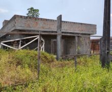 Em Macapá, obra municipal completa três anos abandonada