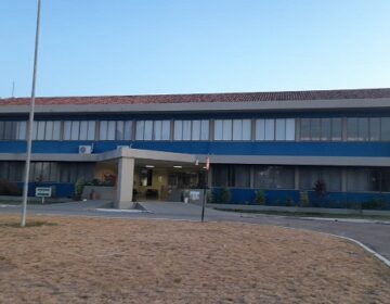 Estudantes sofrem com falta de água na Unifap