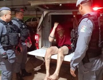 Solto há dois anos, matador de facção é flagrado com arma