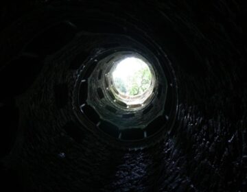 No fundo do poço, olhe para cima