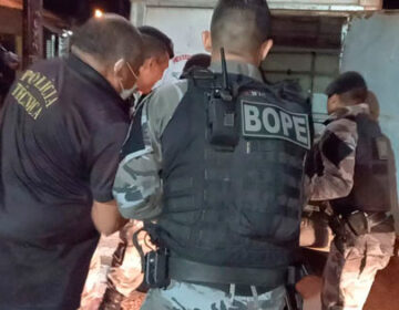 Criminoso que tinha mulher como comparsa morre em confronto com a polícia