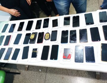 Polícia rastreia e recupera 75 celulares levados em assaltos