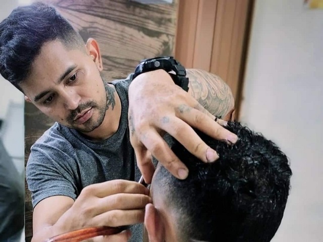 Barbeiro que levou 2 tiros em festa no Curiaú segue desacordado