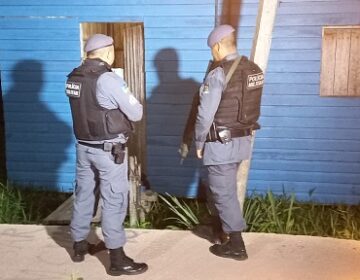 Ataque com mais de 20 tiros deixa 1 morto e 3 feridos