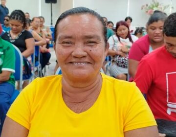 ‘Sonho de muitos’, diz idosa em sorteio de apartamentos