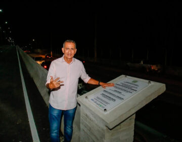 Waldez se despede do governo inaugurando viaduto e obras em rodovia