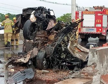 Motorista morre em grave acidente no viaduto da Duca Serra
