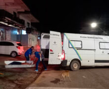 Em fuga alucinada, assaltantes morrem em confronto com a PM