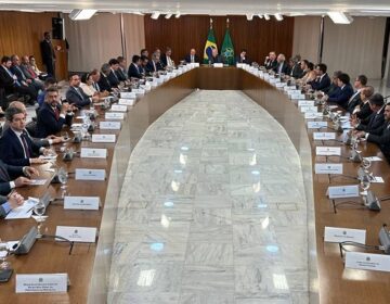 “Fortalecemos o estado democrático de direito”, diz Clécio sobre reunião com Lula e os Poderes