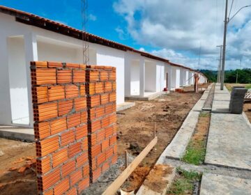 Maior residencial popular de Pedra Branca fica pronto antes do fim do ano