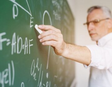 Como funciona a aposentadoria do professor?
