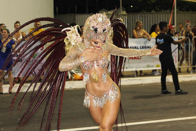 5 escolas de samba de Macapá desfilam neste sábado; veja os temas
