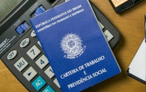 Com novas regras de transição, idade mínima para aposentar sobe seis meses em 2026