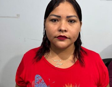 Mulher confessa ser assaltante, mas delegado não acredita
