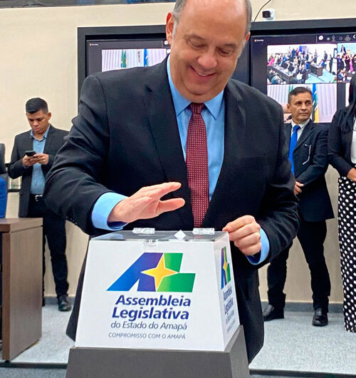 Deputado do Amapá fracassa na tentativa de salvar mandato