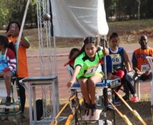 Paratleta que nasceu com hidrocefalia precisa de passagem para disputar o Brasileiro