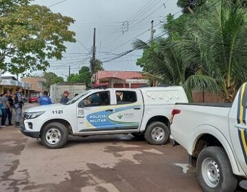 Homem é achado morto com perfurações e corda no pescoço