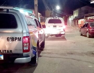 Após tiroteio e luta com policial, procurado por roubos é morto