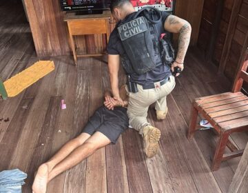 Pai estuprou e engravidou filha duas vezes, diz polícia