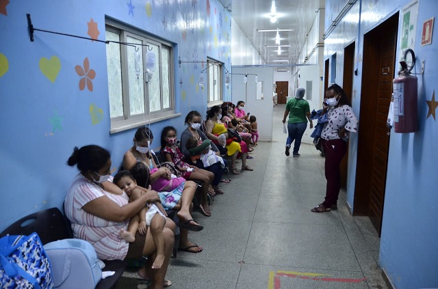 Surto viral: 32 crianças estão intubadas no Amapá