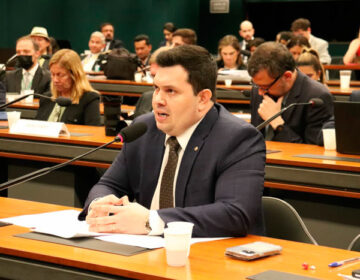 Deputado não descarta CPI sobre tarifa de energia e uso de recursos públicos