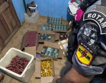 Operação desmonta comércio ilegal com apreensão de ouro, armas e 3,3 mil munições no Jari